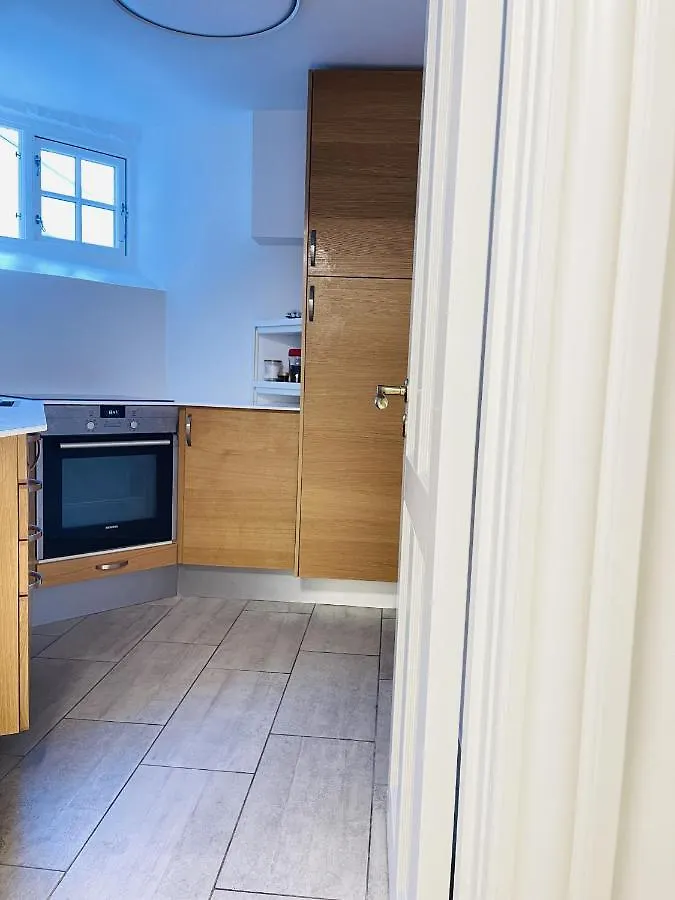 Aday - City Central Mansion - Privat Room Aalborg 0*,