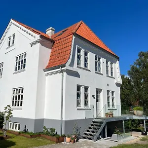  Gasthof Tyge Brahes Vej 33