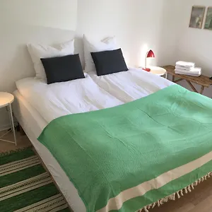  Apartment Astas